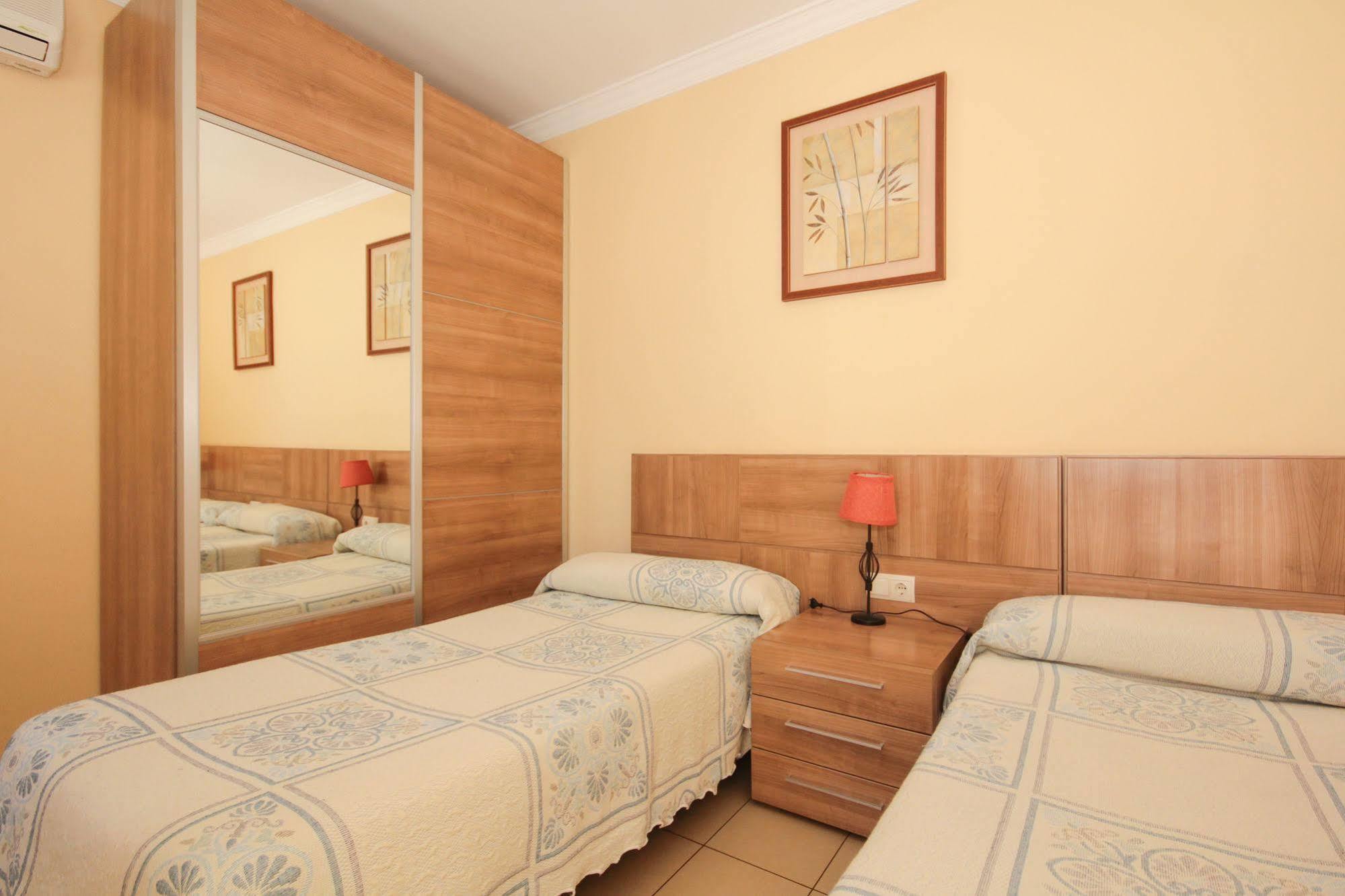 גרנדה Hostal Costa Azul מראה חיצוני תמונה